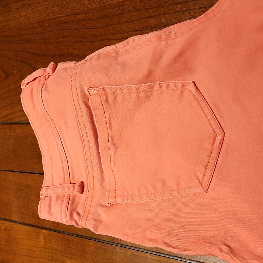 Willi Smith Coral Capri Jeans